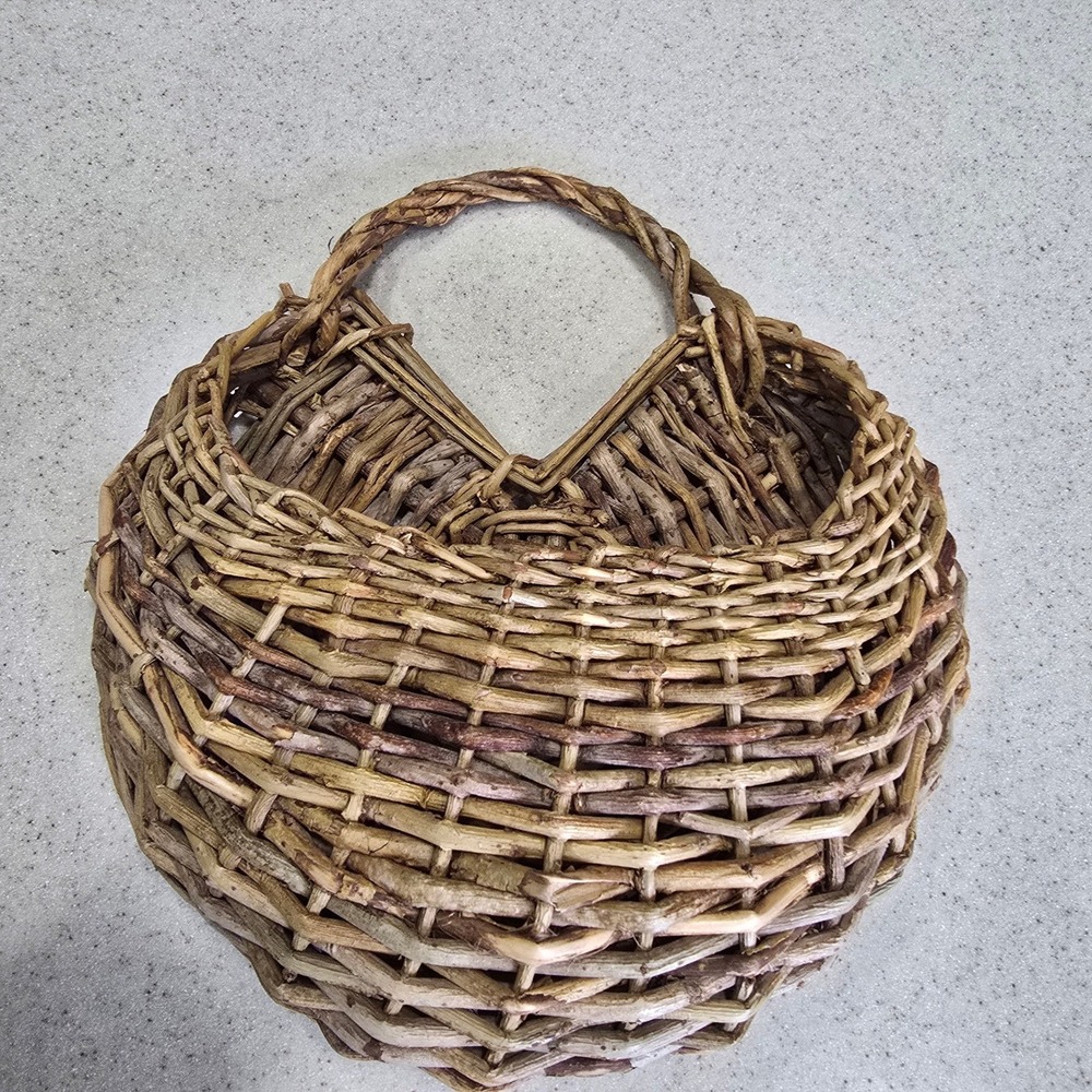 Rustic Woven Grapevine Hanging Wall Basket Boho Farmhouse Twig wall Pocket